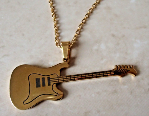 Pendentif collier guitare - pendentif,