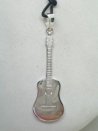 Pendentif avec guitare - pendentif,